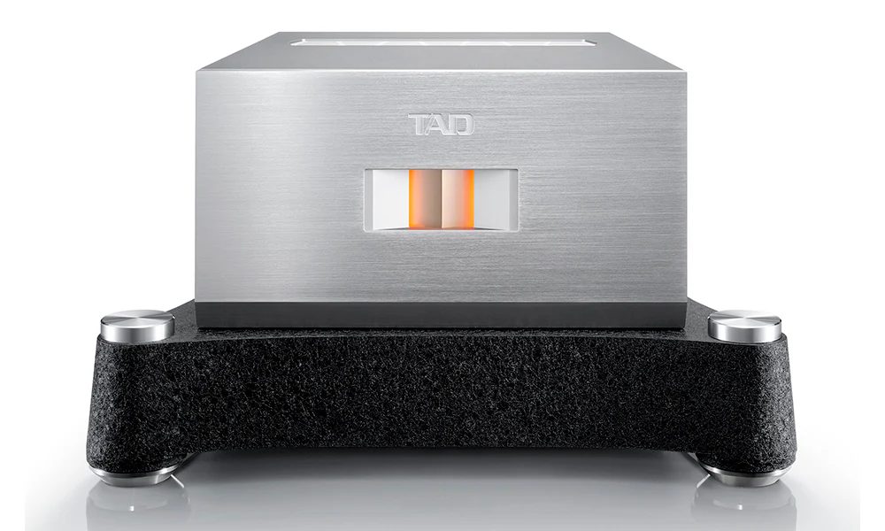 TAD Laboratories M700 REFERENCE POWER AMPLIFIER (Mono Pair)